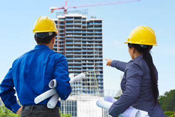 The Differences between General Contractors and Construction Managers